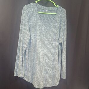 Heathered Blue V-Neck Ribbed Knit Top